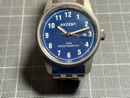 Akzent Automatikuhr Edelstahl blau gebraut, läuft