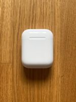 AirPods 2. Generation Ladecase mit Kopfhörer