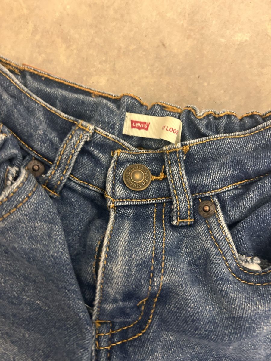 Levi's Pantalons: Levis Jeans 104/110 – D'occasion à Amden par roatan01 1