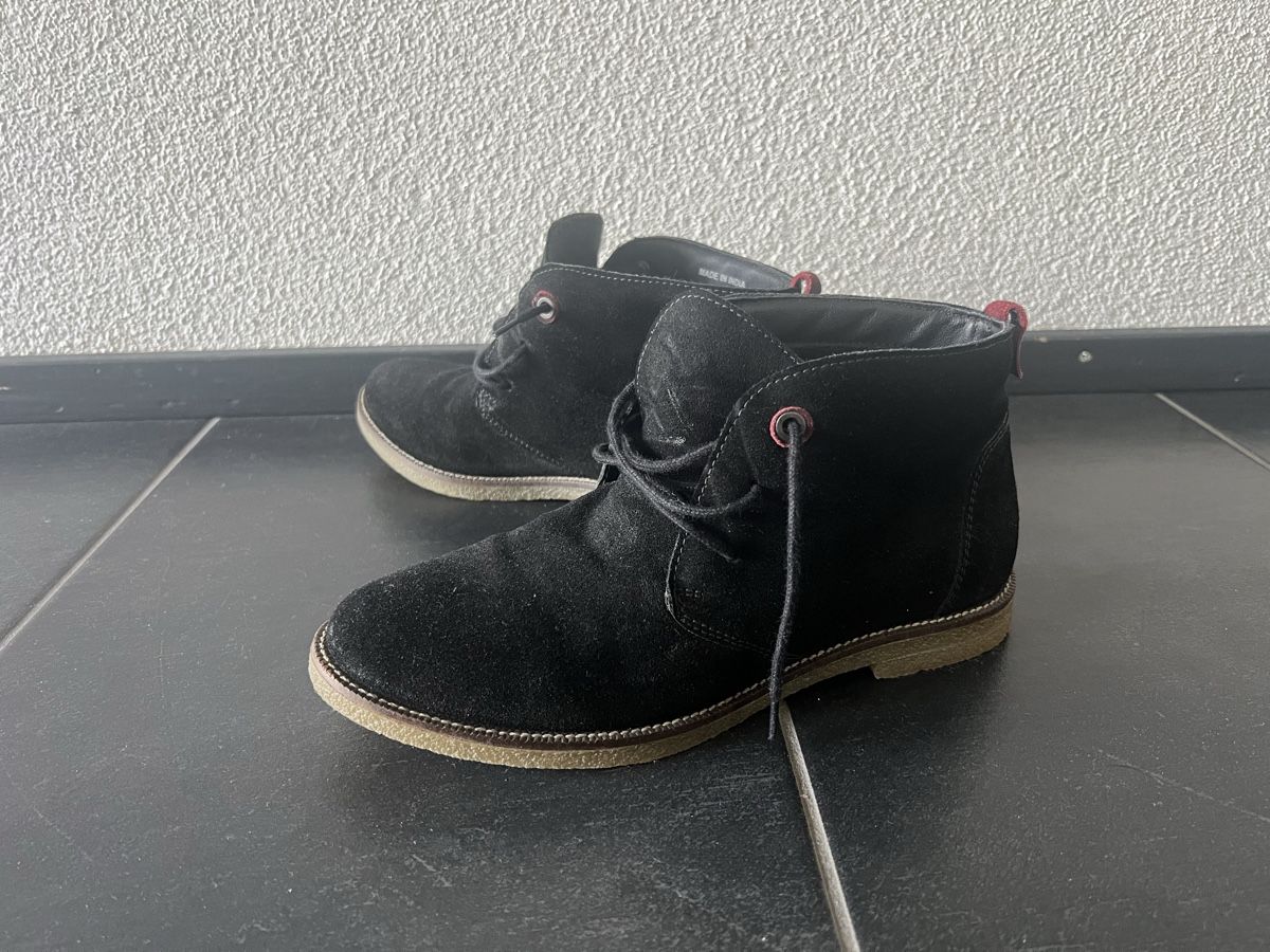 Scarpe da uomo: Schwarze Wildleder Winter Schuhe, Gr. 39, neuwertig – Nuovo (secondo la descrizione) da Perlen venduto da Chregle1 1