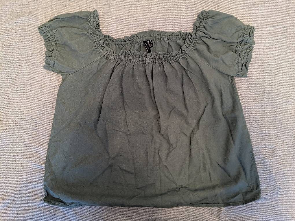 T-shirt: T-Shirt - Vero Moda – Usato da Gams venduto da sen_y2ml 1