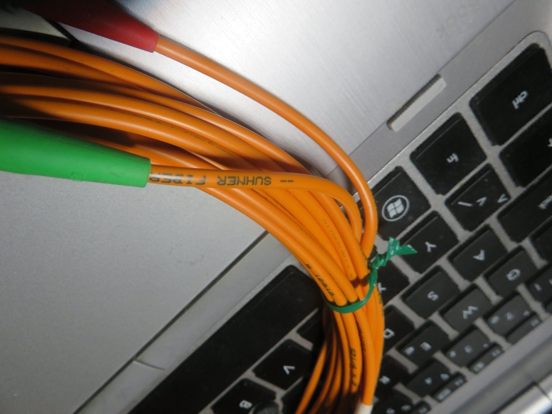 Câbles: Fiberoptic Suhner 3m Kabel(Lichtleiter) – Neuf avec emballage d'origine à Horw par Arta20000 3