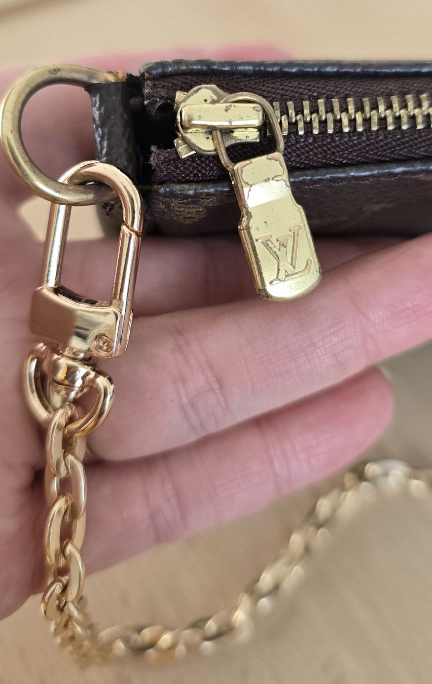 Louis Vuitton Sacs femmes: Louis Vuitton Pochette Accessoires Monogram Canvas – D'occasion à Niederteufen par Mira_72 8