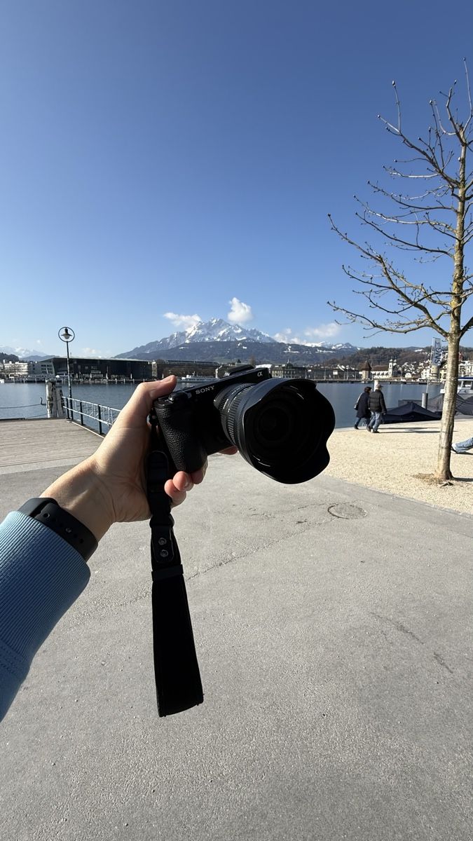 Sony Appareil photo: Sony Alpha 6700 + Sigma 18-50 – Neuf (Voir description) à Luzern par Diogo36