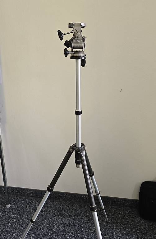 Nikon Fotocamera: Nikon FG und Zubehöre – Usato da Locarno venduto da ran_c5zb 4