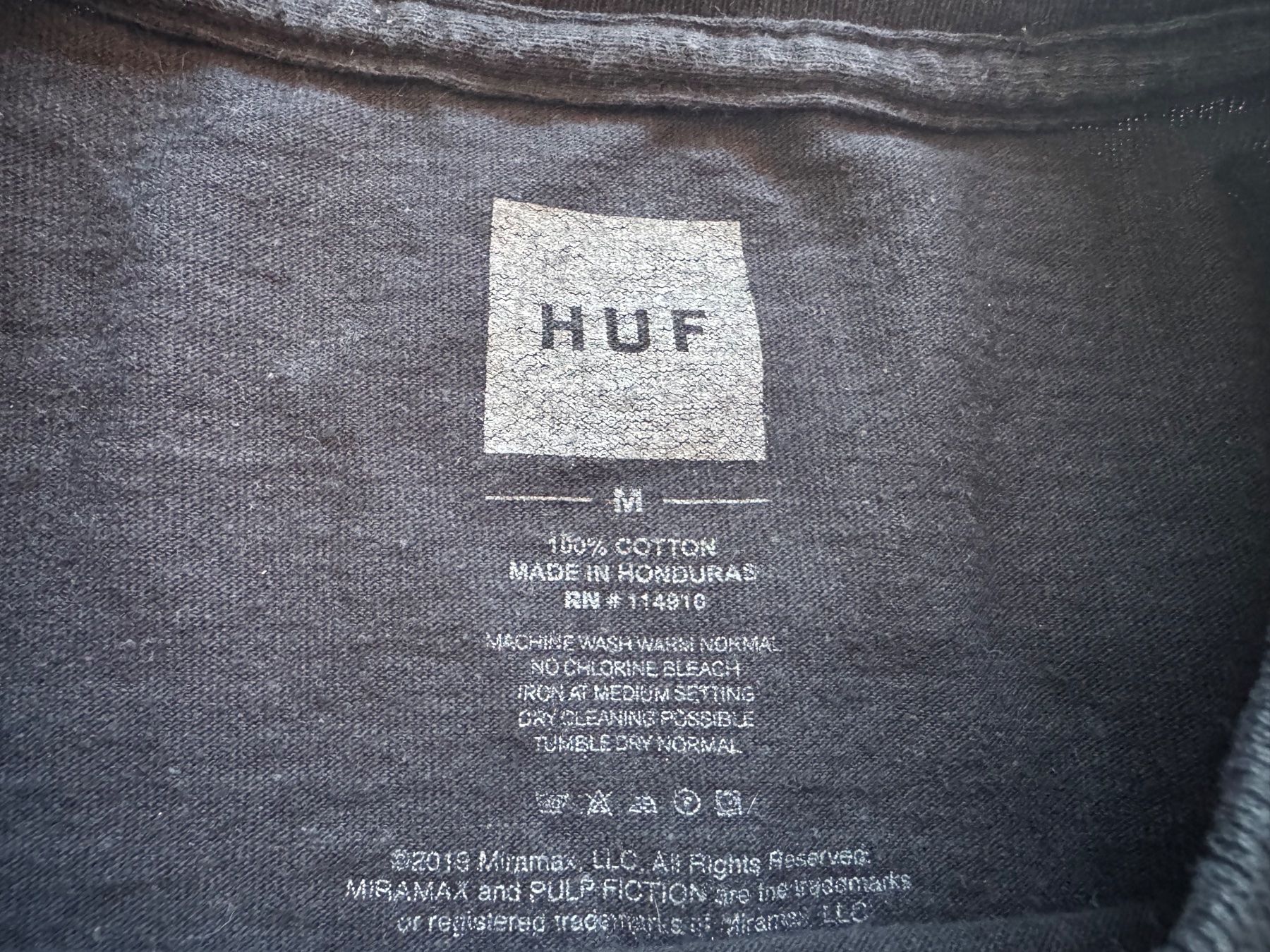 Maglioni & Felpe: HUF X Pulp Fiction long sleeve MEN M – Usato da Neuchâtel venduto da _Easy_to_Find_ 2