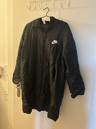 Nike Daunenjacke Gr. M