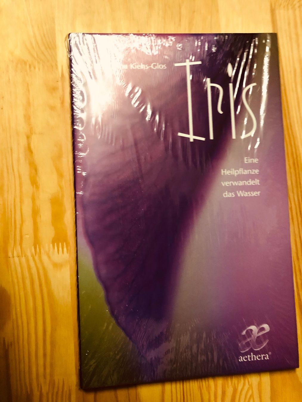 Libri: IRIS.  Eine Heilpflanze verwandelt das Wasser, aethera - neu – Nuovo e nell'imballaggio originale da Niederhasli venduto da thozam
