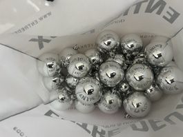 Weihnachtskugeln silber