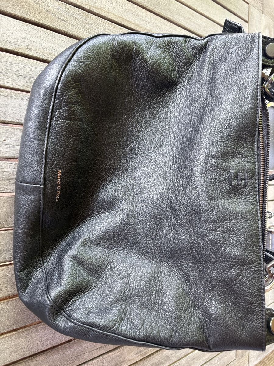 Sacs femmes: Ledertasche mit Schulterriemen – D'occasion à Rosshäusern par monk30