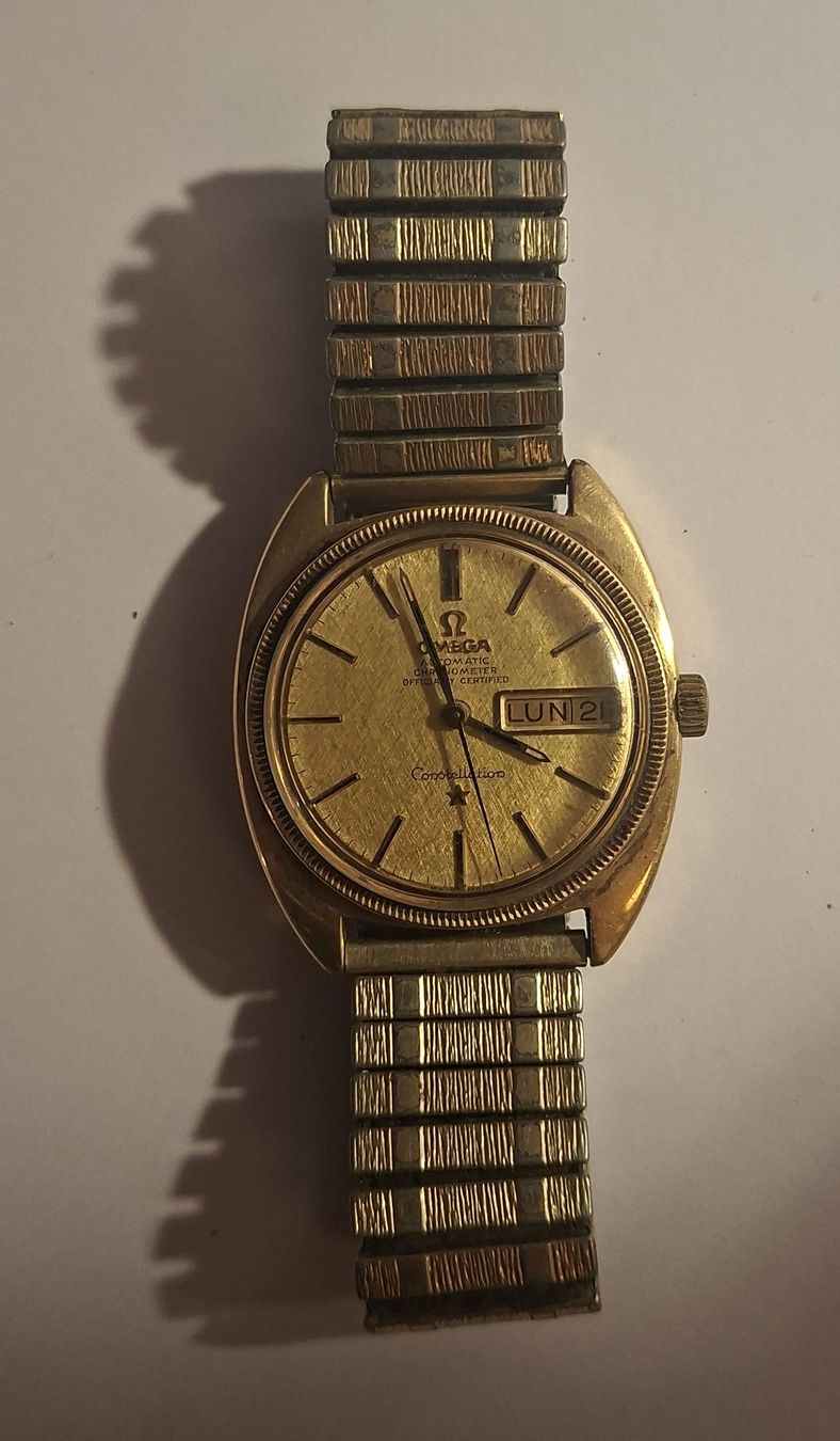 Omega Uhren: Omega Constellation automatique daye-date – Gebraucht aus Roche VD von Monde001