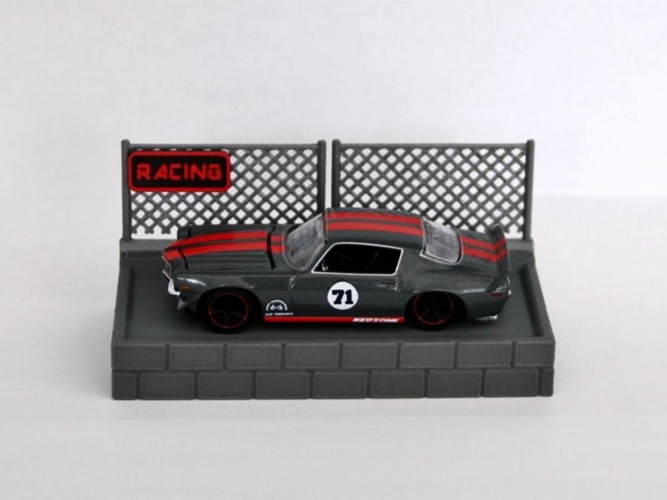 Hot Wheels Modellini d'auto: HOT WHEELS – WALL MOUNT DISPLAY | Support mural – Nuovo (secondo la descrizione) da Le Crêt-p-Semsales venduto da mamy360 2