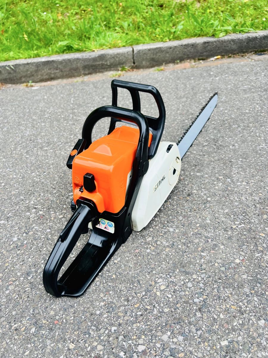 Stihl Seghe: Motorsäge Stihl MS 180 – Usato da Urdorf venduto da mas_5wfz 7