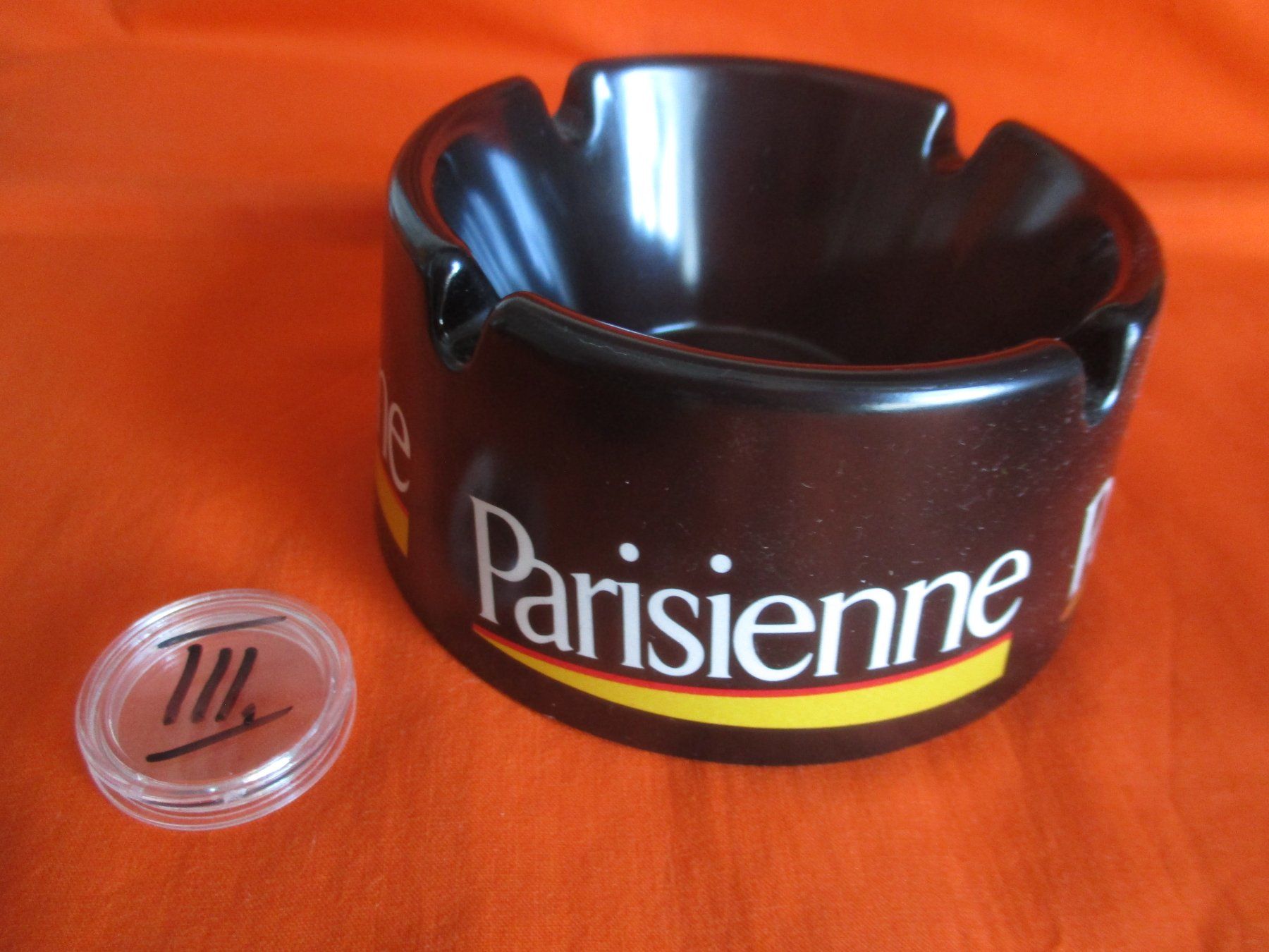 Portacenere: Aschenbecher Parisienne – Usato da Birsfelden venduto da alles-muss-raus