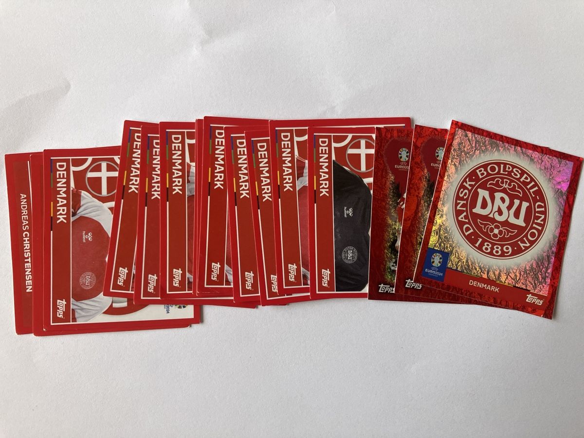 Topps Carte collezionabili: Topps Euro 2024 Dänemark Sticker Set – Usato da Bülach venduto da gmeli84