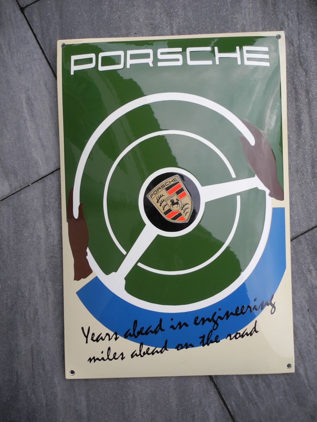 Porsche Schilder: GROSSES PORSCHE EMAILSCHILD – Gebraucht aus Reinach AG von Huckleberrysix