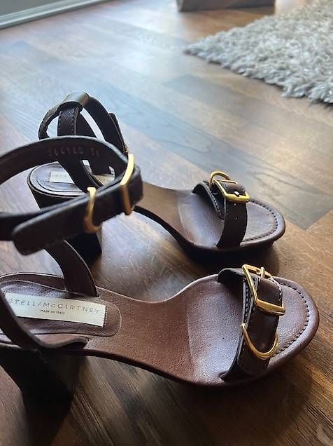 Stella McCartney Scarpe da donna: Stella McCartney Sandalen Gr. 38 – Usato da Burg im Leimental venduto da Anna_Wiener 1