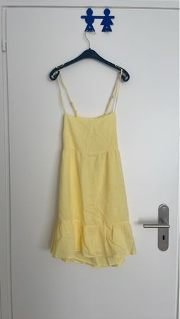 Abito estivo giallo taglia L- Fresco e leggero! ☀️