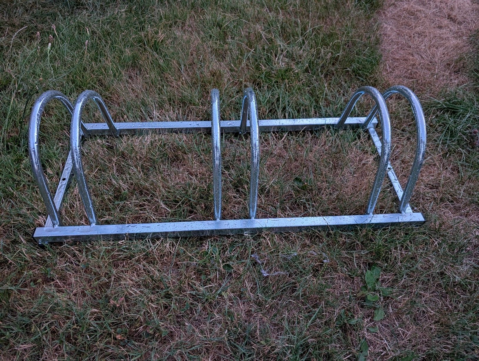 Rateliers à velo: Fahrradständer Metall 3 Plätze  – Neuf (Voir description) à Heitenried par Timeshop