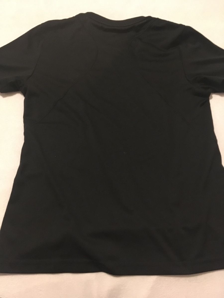 Adidas T-Shirts: Les Mills x Adidas – Gebraucht aus Bassersdorf von secondhand_clothing 2