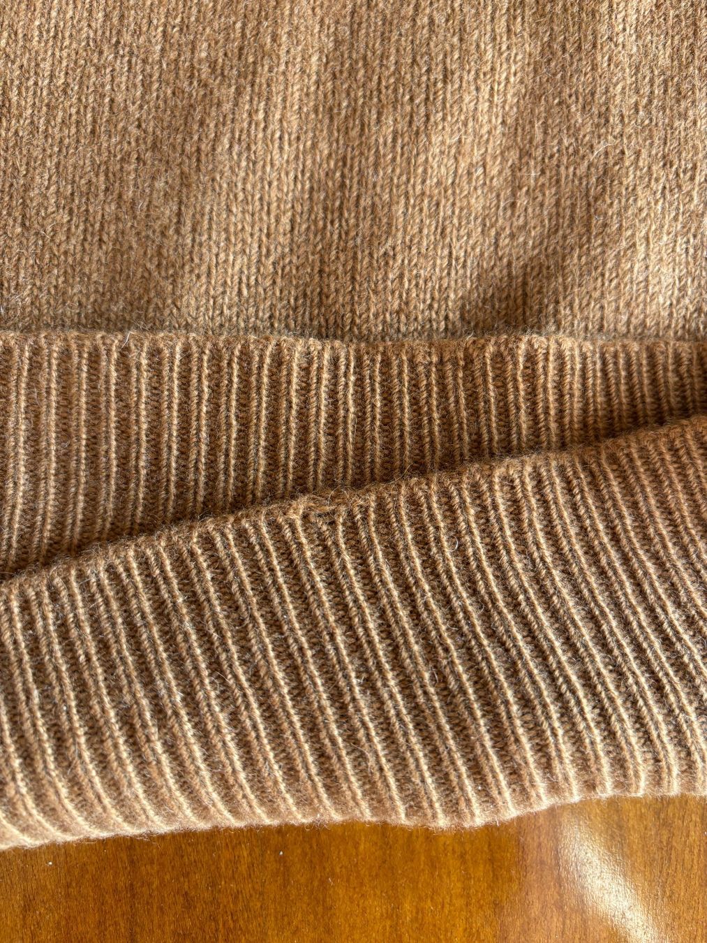 Pullover & Sweatshirts: Pull Fedeli 100% Vicuna Taille 40/42 - Léger défaut – Gebraucht aus Prangins von pad2424 4