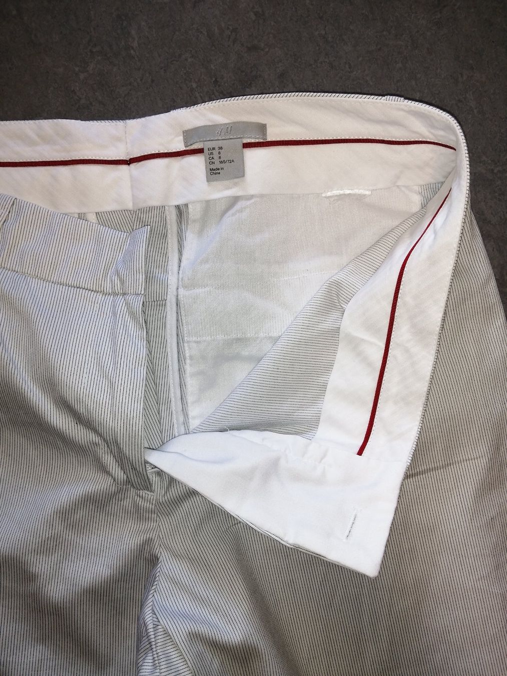 H&M Completi & Tailleur: Klassischer Hosenanzug H&M. Gr. 38 – Usato da Buchrain venduto da nat_pl5p 6