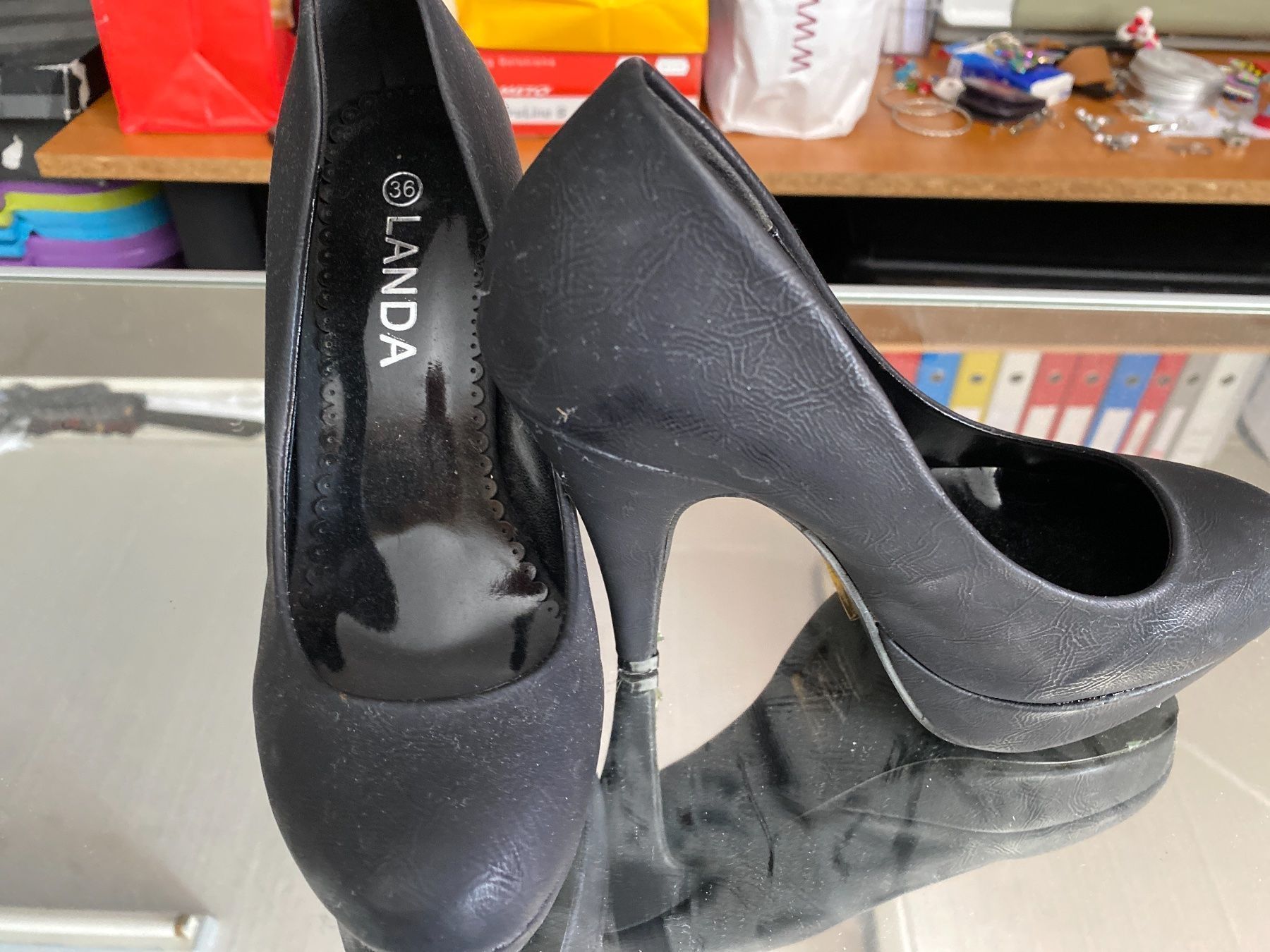 Scarpe da donna: Neue Schuhe – Nuovo (secondo la descrizione) da Buchrain venduto da modalisa 1
