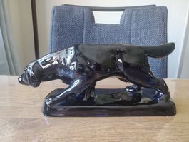 Schwarzer Keramik-Hund, Laufen