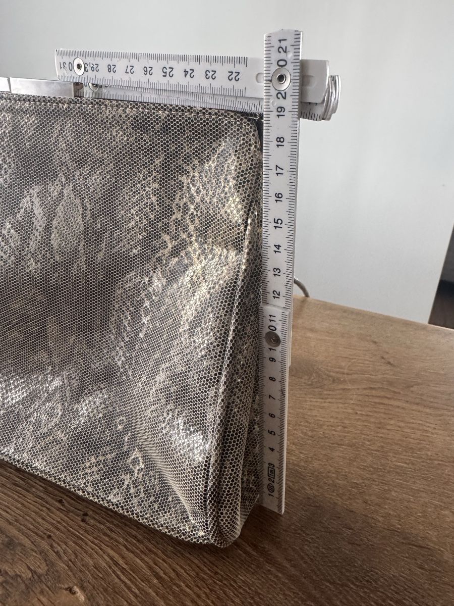 Stuart Weitzman Taschen für Damen: Tasche Stuart Weitzman 27x19cm – Neu (gemäss Beschreibung) aus Belp von ch1999 8