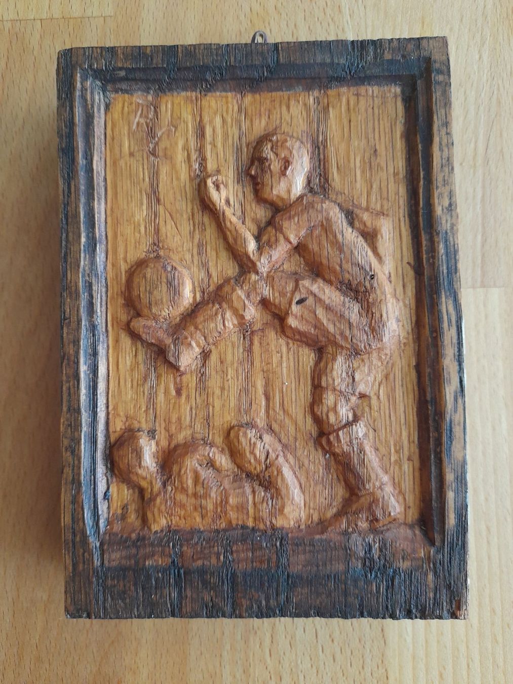 Xilografie: Holzschnitzbild Fussballer ca. 1930 – Usato da Zollikon venduto da TimeIsMoney