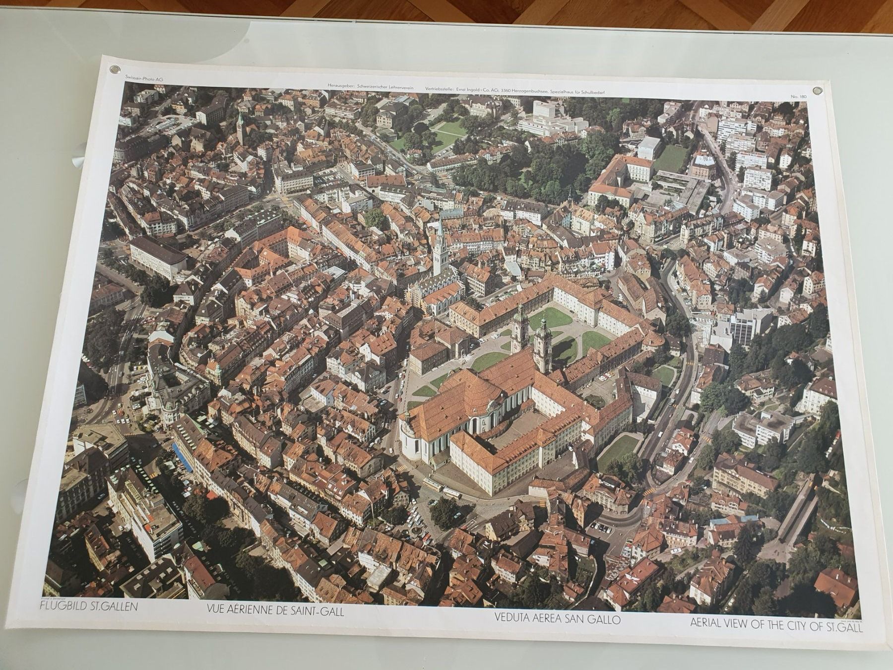 Poster & Bilder: Schulwandbild Nr. 180 Flugbild St. Gallen – Gebraucht aus Fribourg von YannDuc