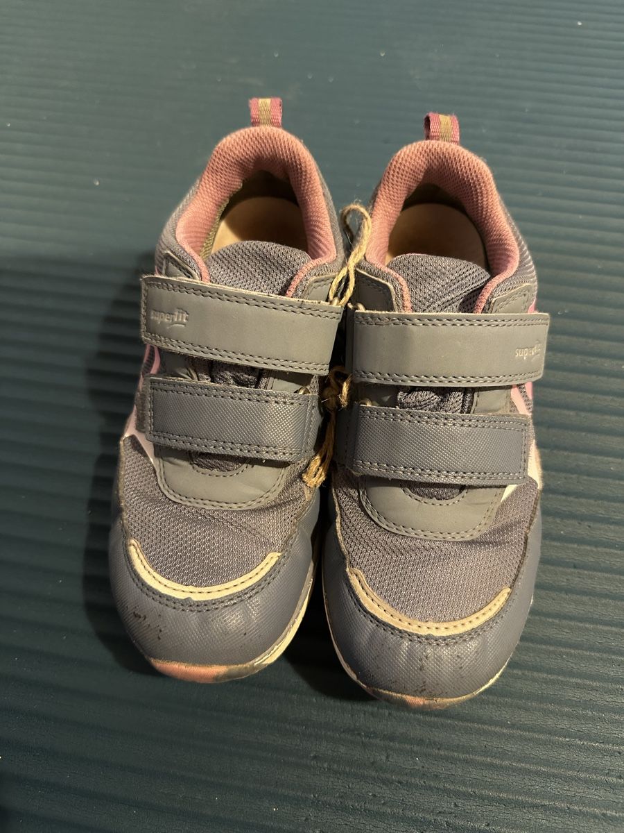 Superfit Scarpe per ragazze: Superfit Sneaker Gr. 34, mit Goretex  – Usato da Oberstammheim venduto da credible-girl 1