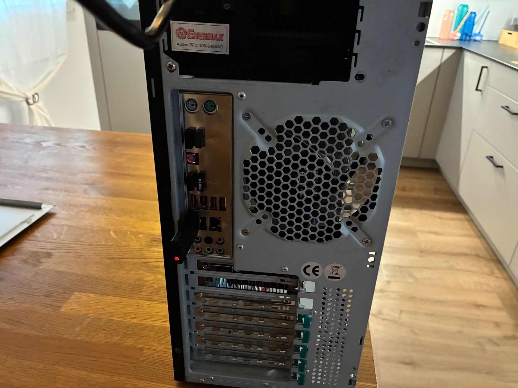 Intel PC: Gut erhaltener PC – Usato da Wolfwil venduto da sch_9jzx 1