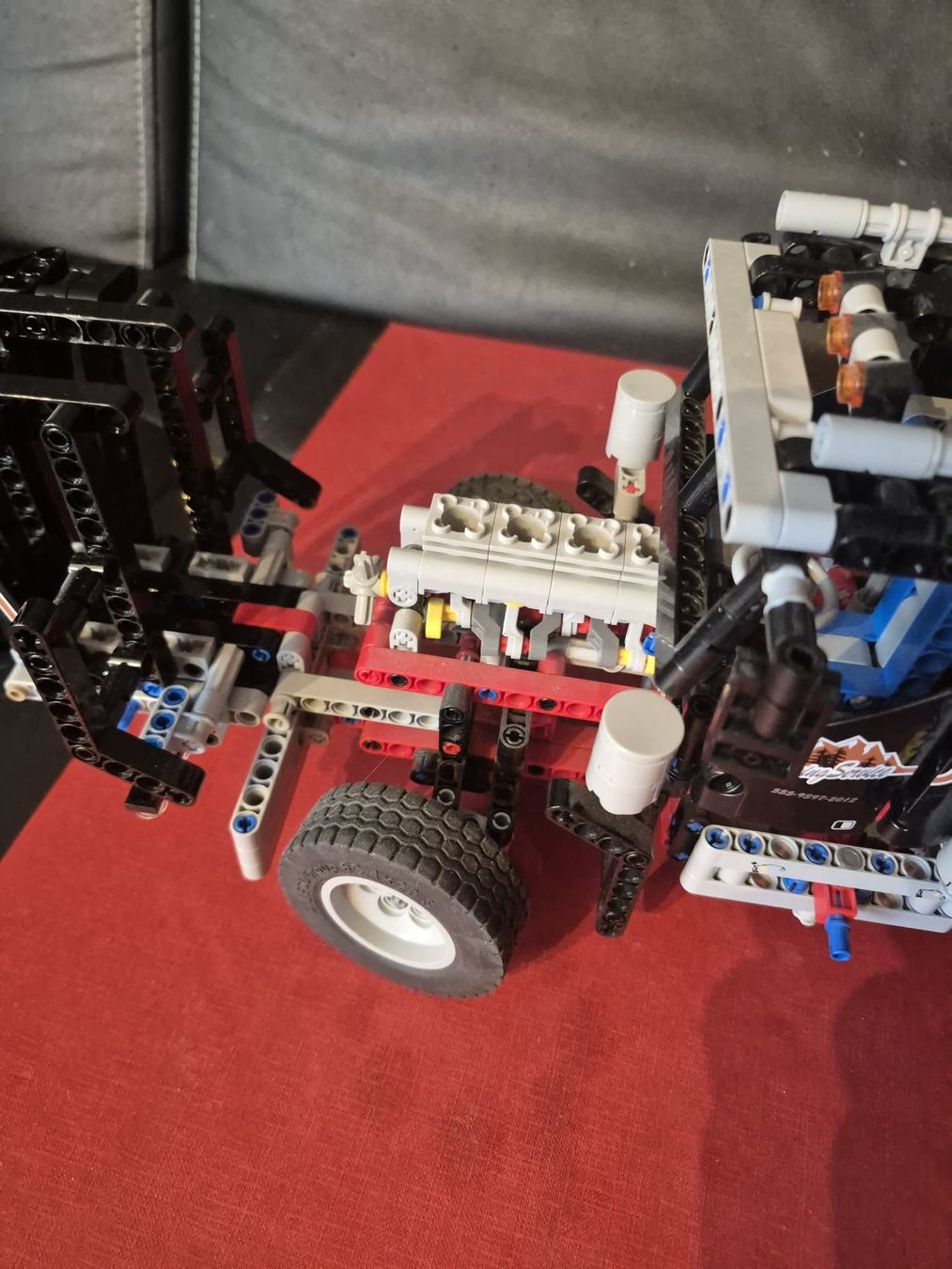 Technics Kit di costruzioni: LEGO Technic Camion forestier 9397 – Usato da Penthalaz venduto da cel_zv7p 1