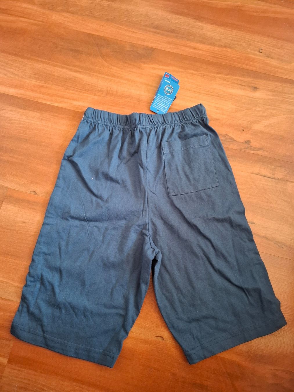 Hosen: Kurze Sommerhose Gr. 134  NEU ***TOP-Preis*** – Neu (gemäss Beschreibung) aus Roggwil BE von Konda 1