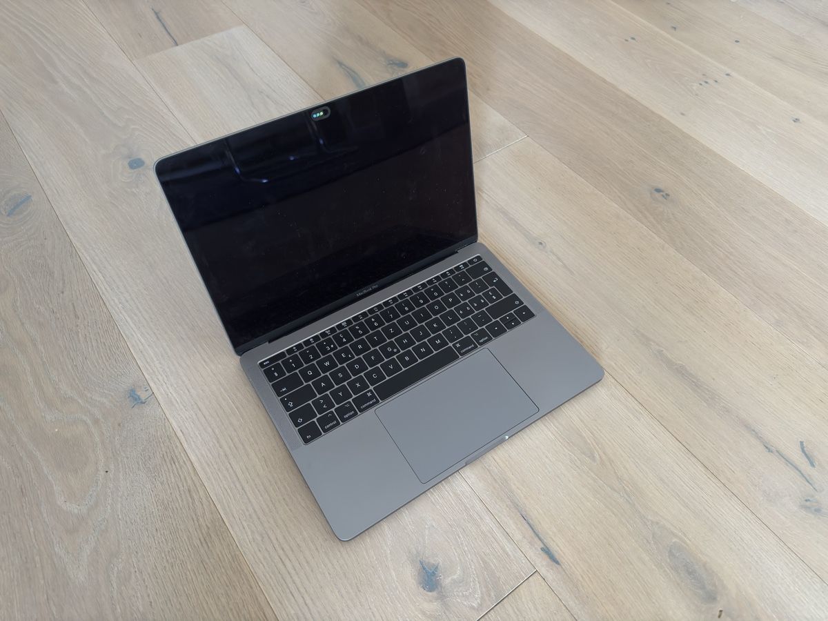 Apple Notebooks: Macbook Pro 2017 – Defekt aus Hausen am Albis von timbra90