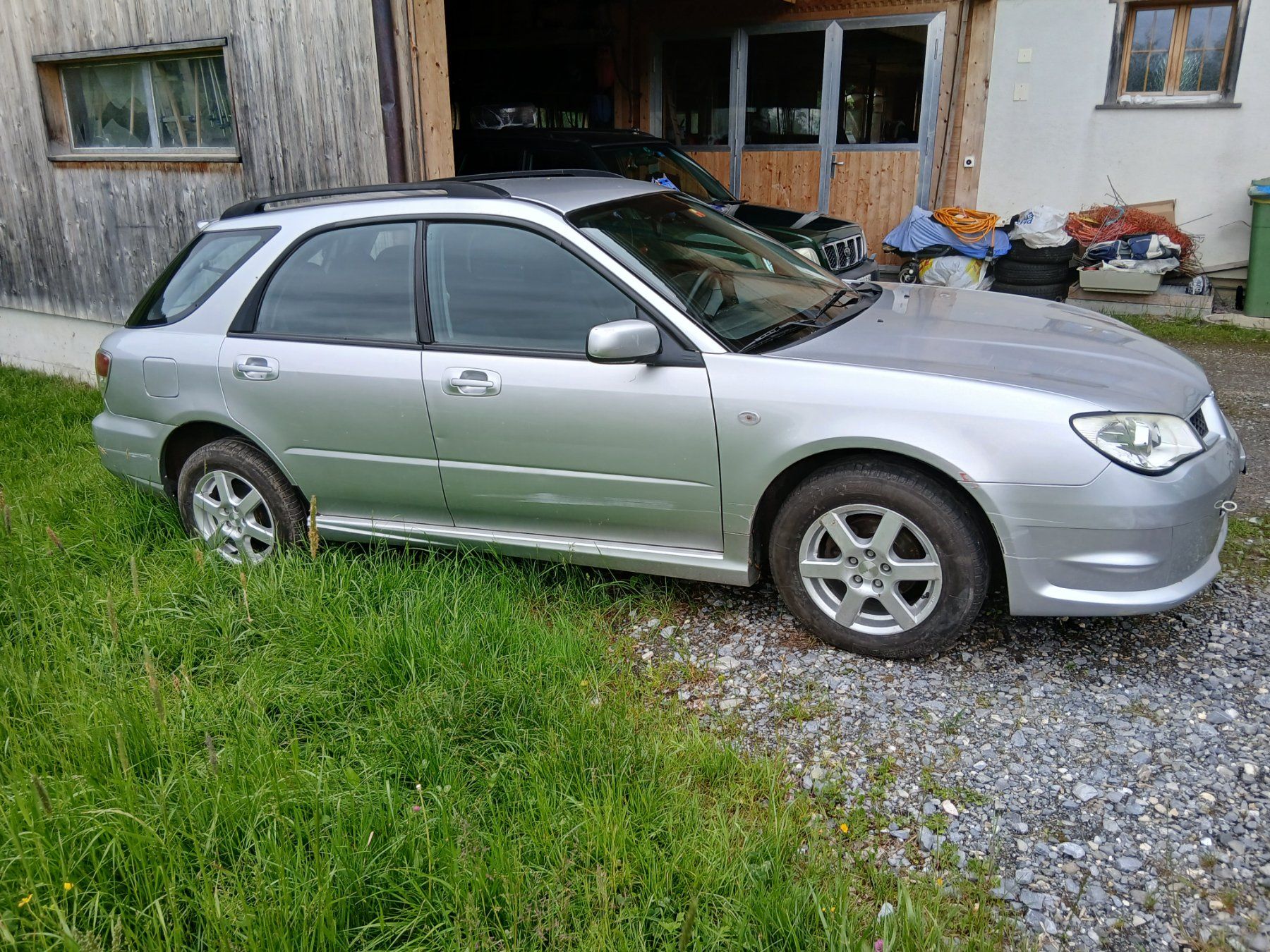 Subaru Automobili: Subaru Impreza 1.5 Motor Kaput – Usato da Achseten venduto da gabrie_l05 2
