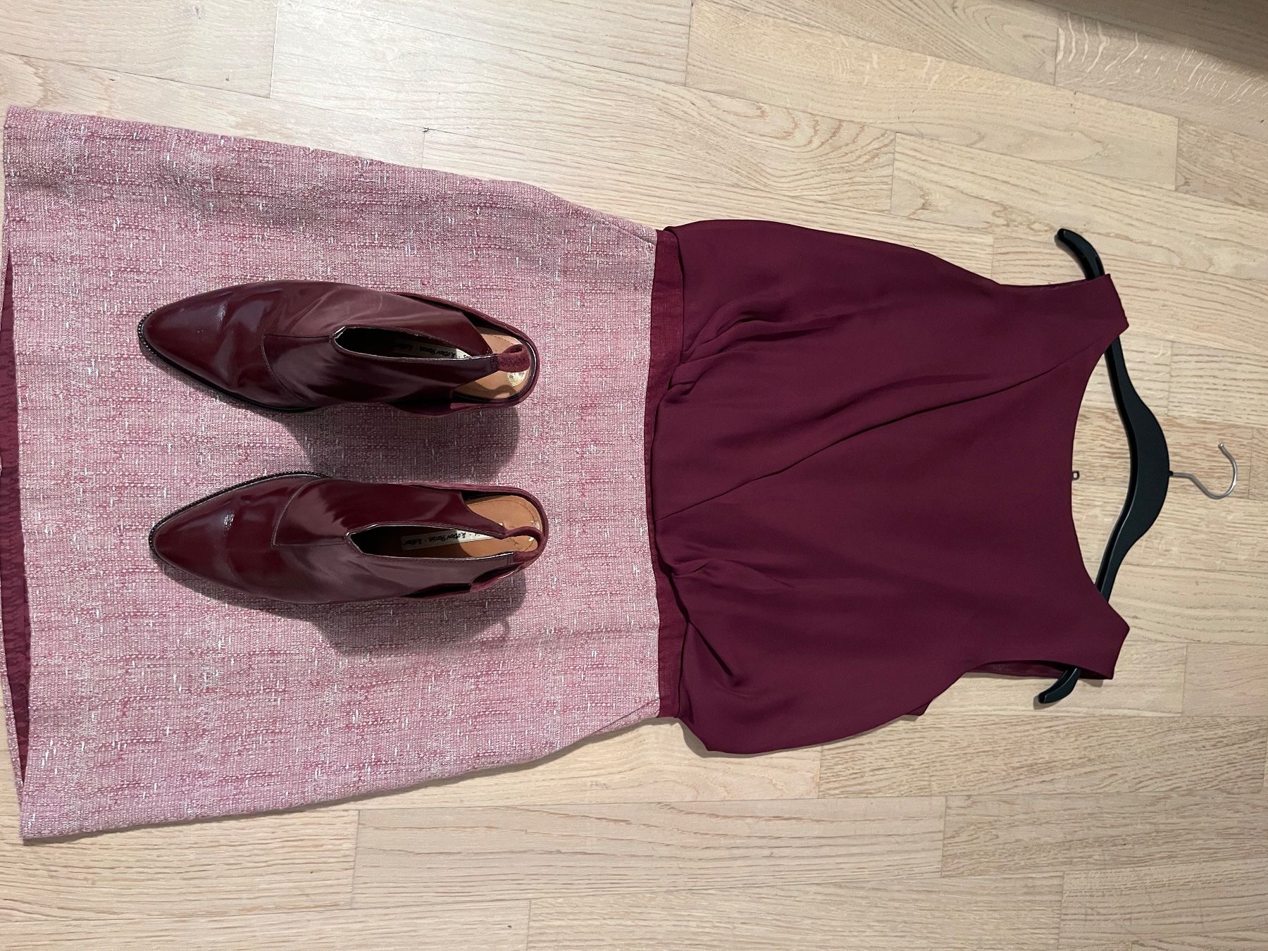 Kleiderpakete: Frauenkleid und Schuhe – Gebraucht aus Adliswil von Sale12 1