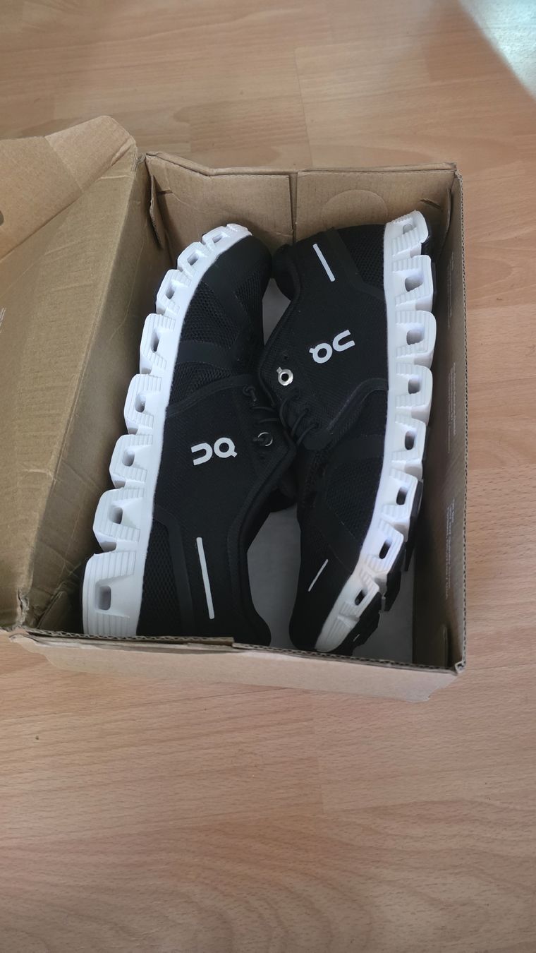 Chaussures hommes: on schuhe 43 neu  – Neuf (Voir description) à St.Gallen par big_tipp 1