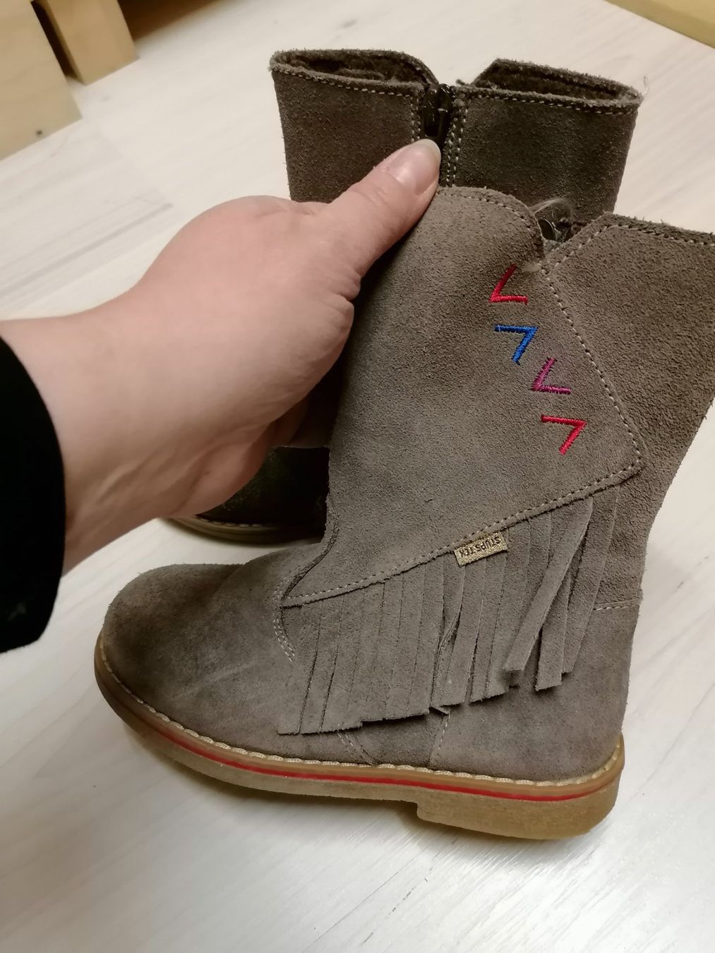 Scarpe per ragazze: Bottes, chaussures, hiver – Usato da Montcherand venduto da petiteoune75 7