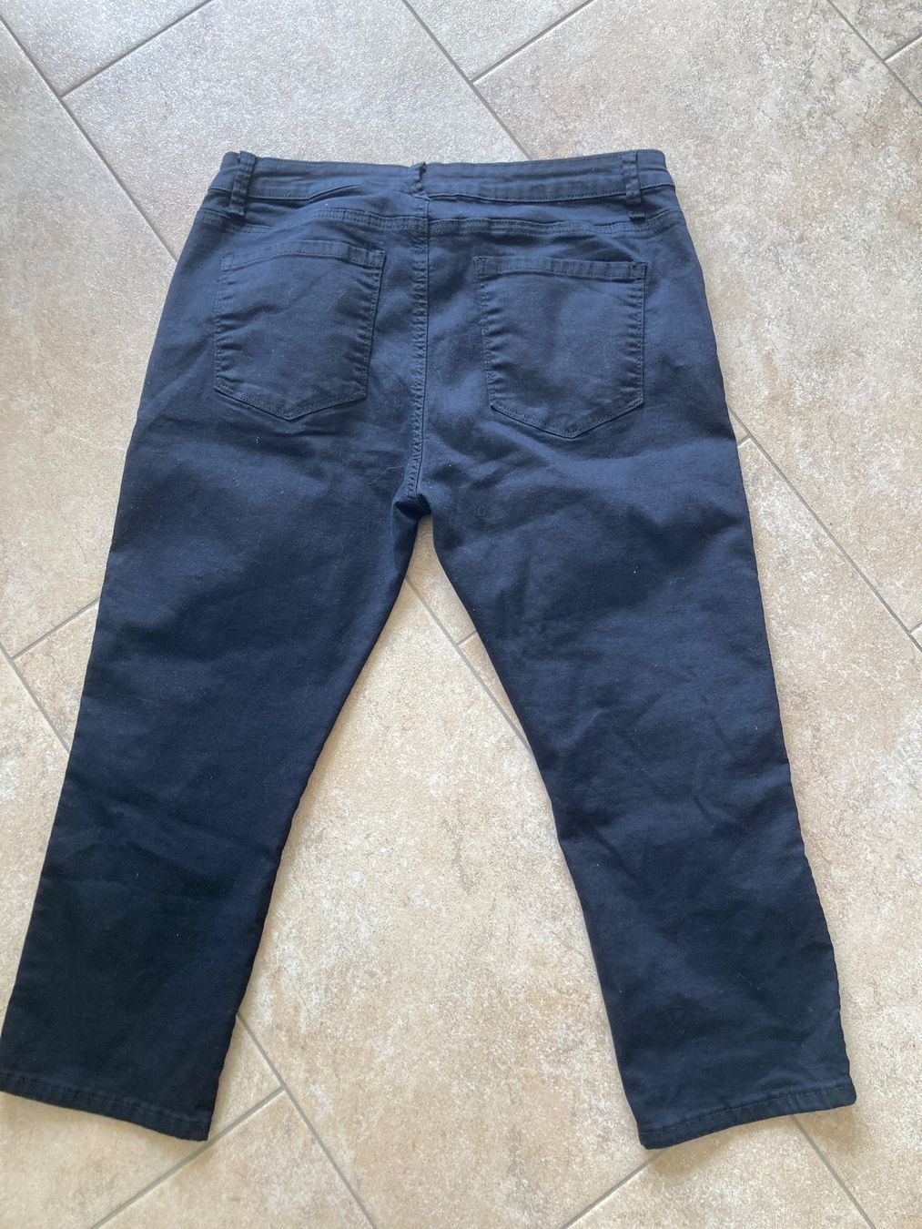Pantaloni: 7/8 Hose von Chicorée, schwarz, ca. Gr. L – Usato da Gelterkinden venduto da froggy80 1