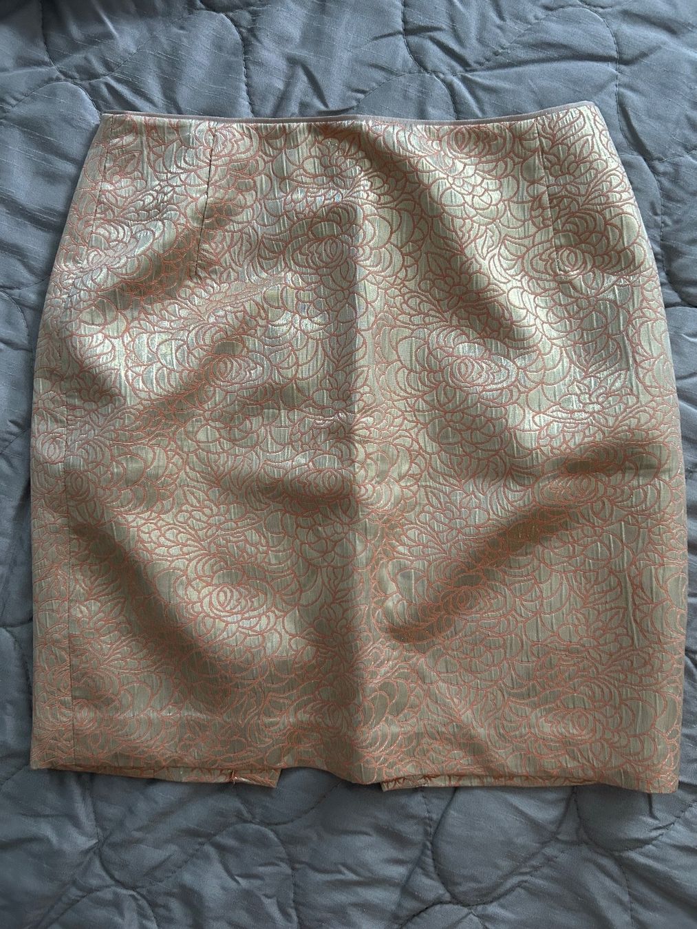 Gonne: Golden mini skirt – Nuovo (secondo la descrizione) da Biel/Bienne venduto da zit_v5yc 1