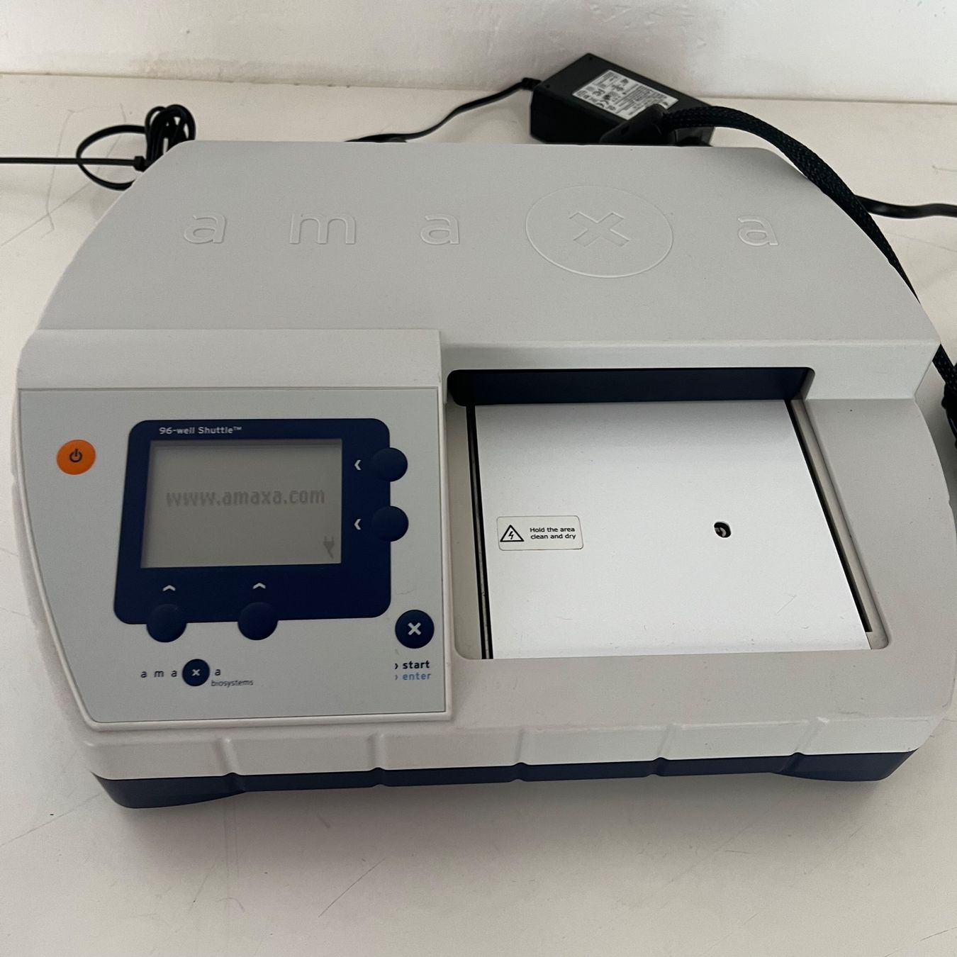 Accessori da laboratorio: amaxa 96-Well shuttle – Usato da Niederdorf venduto da LeptonAG_Labor 1