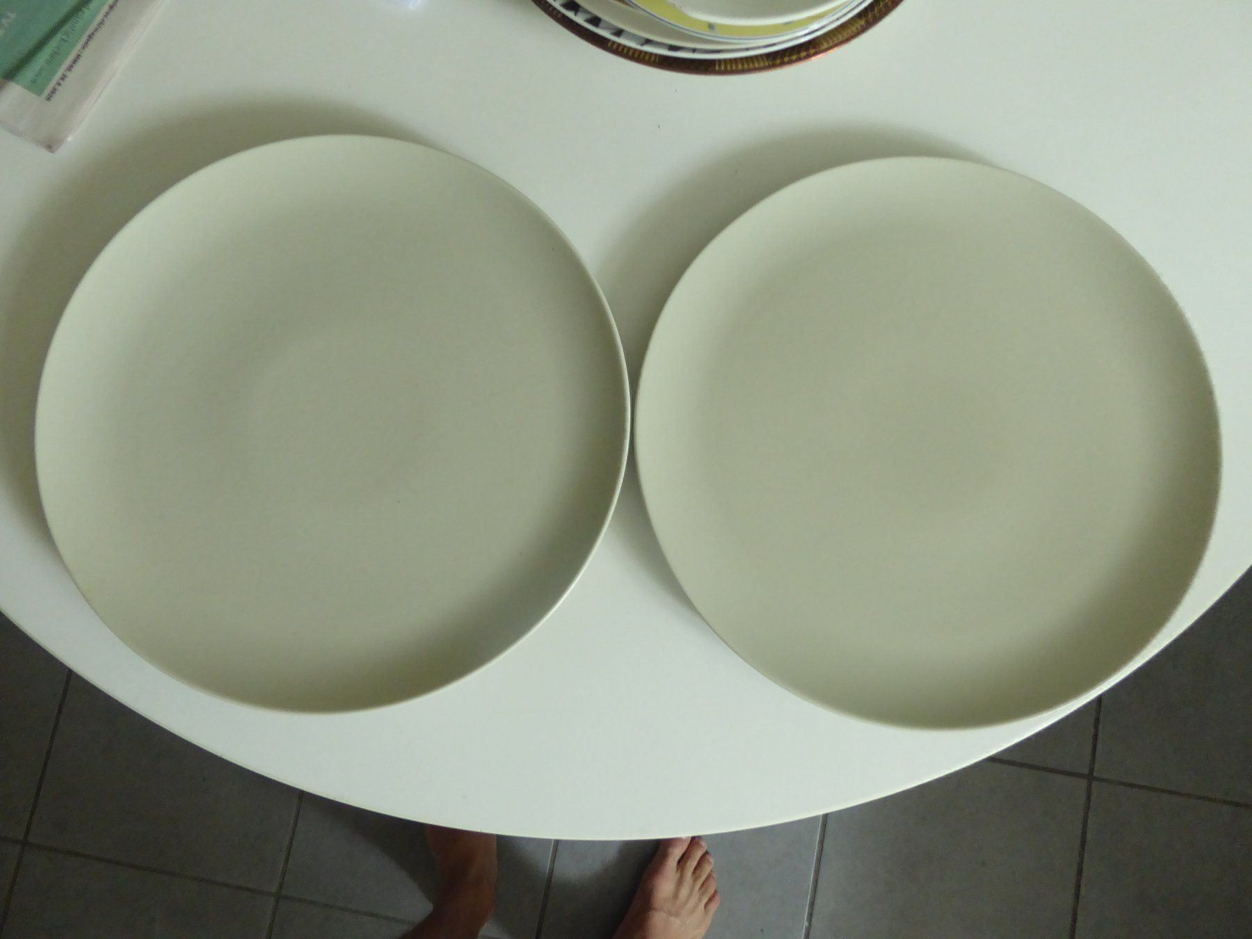 Ikea Teller: 2 grosse IKEA Teller – Gebraucht aus Zürich von Chaeffeler