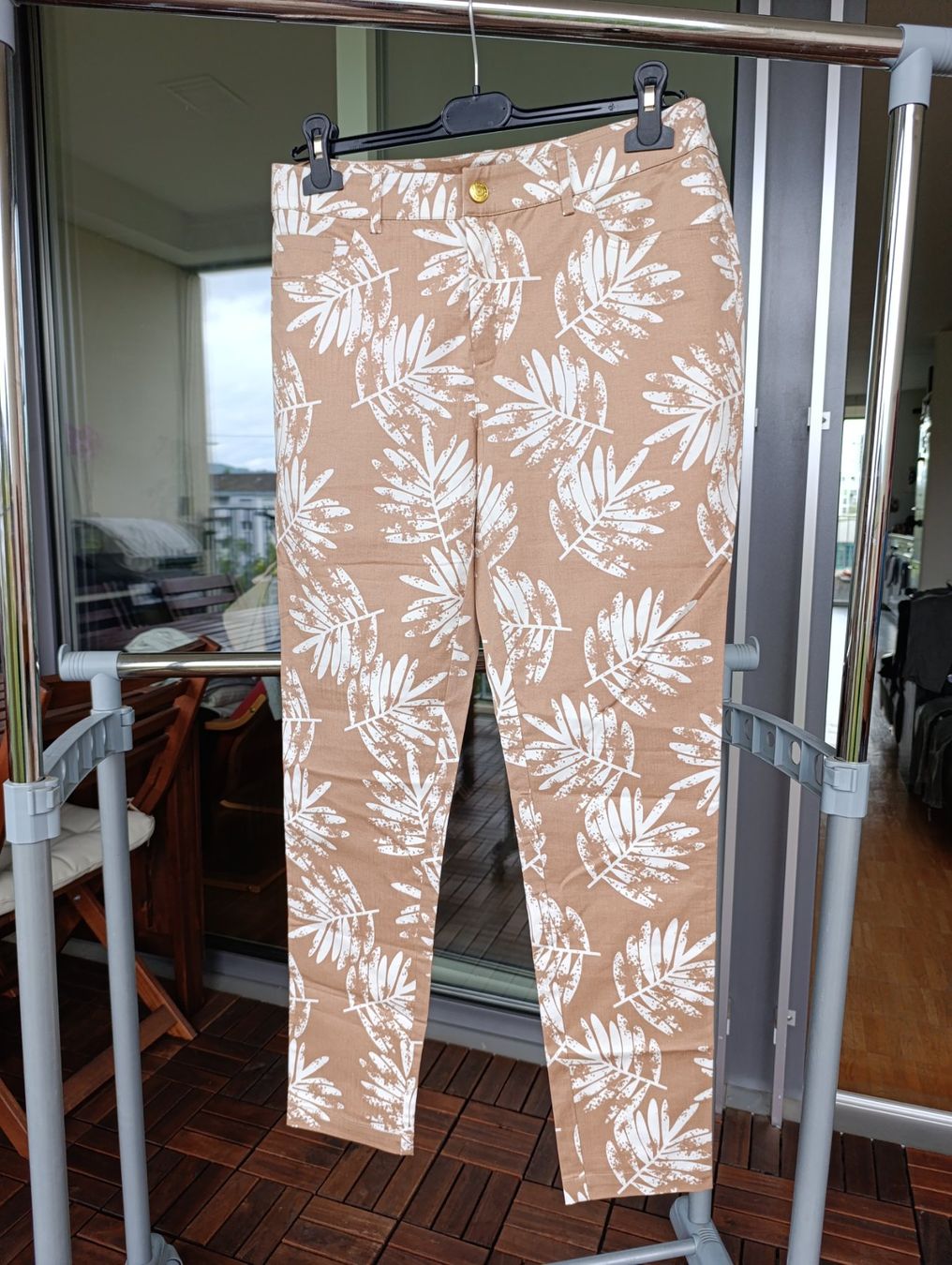 Pantaloni: Damen Baumwolle Hose, Gr 38 neu – Nuovo (secondo la descrizione) da Zürich venduto da VorlonShadow