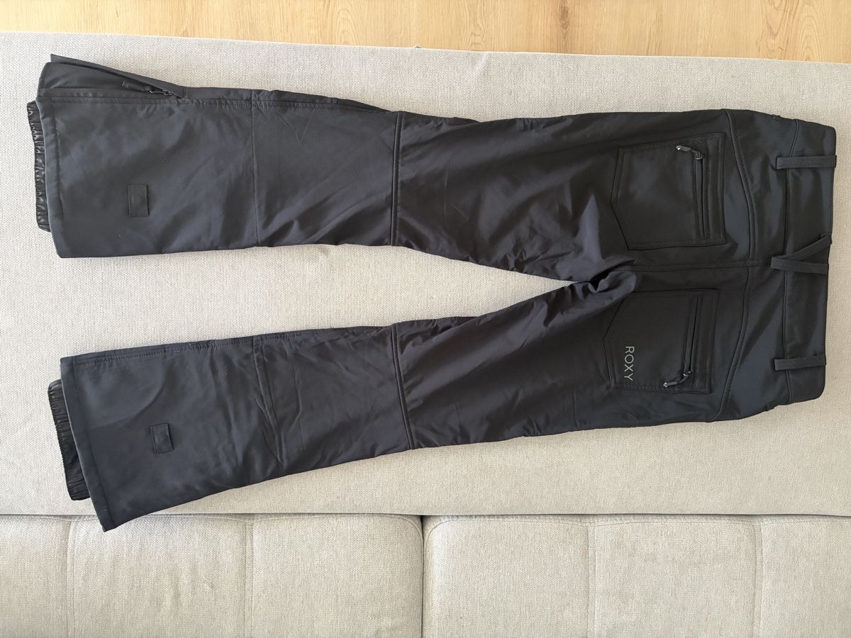 Roxy Skis: Roxy Snowboard Pants Black Size M – D'occasion à Wil SG par chi_s8dj 2