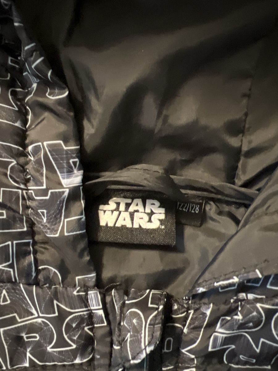 Star Wars Giacche & Cappotti: Star Wars Jacke Gr. 122/128 – Usato da Zuchwil venduto da Commander0 3