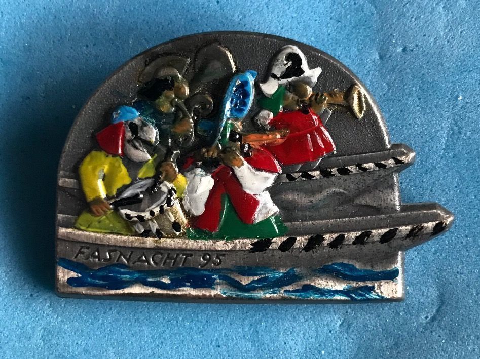 Placchette & Badge: Basel 1995 Handbemalt – Usato da Itingen venduto da Bebbi6569