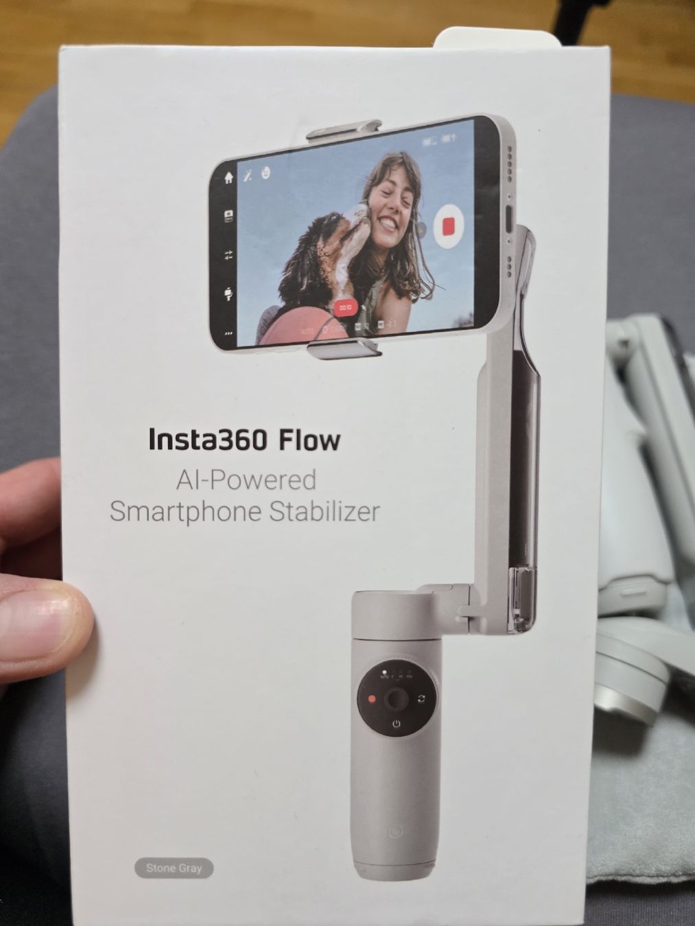 Insta360 Action Cam: Insta360 Flow AI Smartphone Stabilizer Stone Gray New – Nuovo (secondo la descrizione) da Lenzburg venduto da Istvanl85