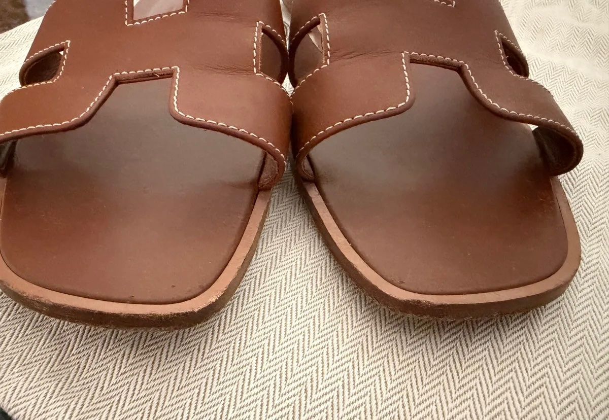 Hermès Damenschuhe: Hermès Oran Sandalen Gr. 38.5, braun – Neu (gemäss Beschreibung) aus Triesen von atos87 3